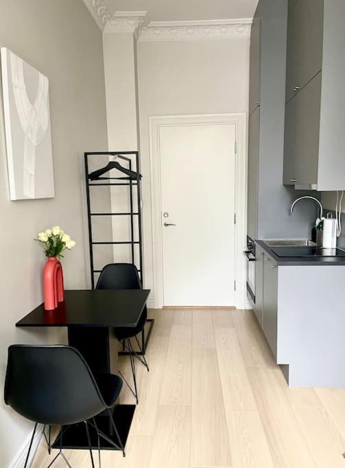 Modern And Cozy Studio Apartment In Central Oslo Zewnętrze zdjęcie
